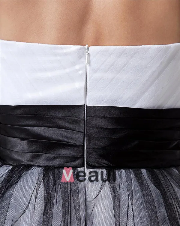 Ermelos Satin Tyll Blomster Ruffles Kjaereste Korte Cocktail Kjoler Festkjoler