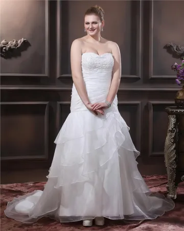 Organza Beading Pleat Sweetheart Chapel Train Plus Size Wedding Dresses