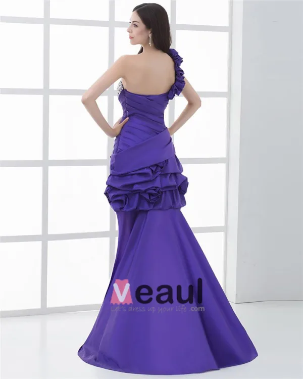 Longueur Asymetrique Une Fleur A L'epaule Perlage Robe Plissee Haut Bas Bal En Taffetas