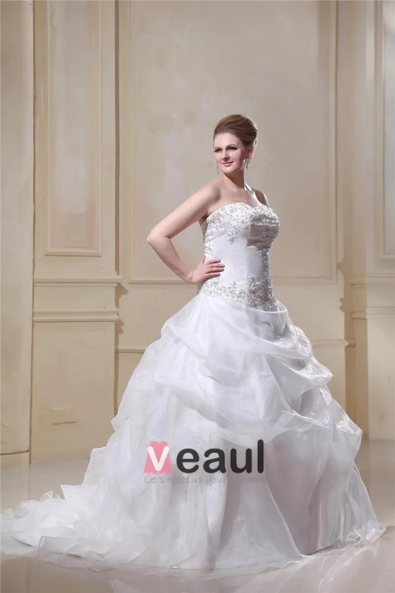 Taffeta Organza Beaded Embroidery Sweep Plus Size Bridal Gown Wedding Dress