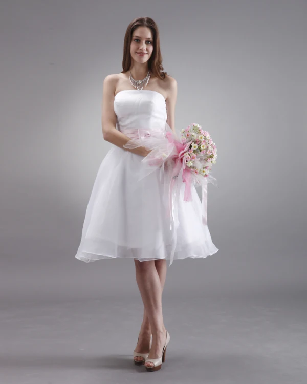 Sjarmerende Satin Sash Knelange Stroppelos Brudepikekjoler