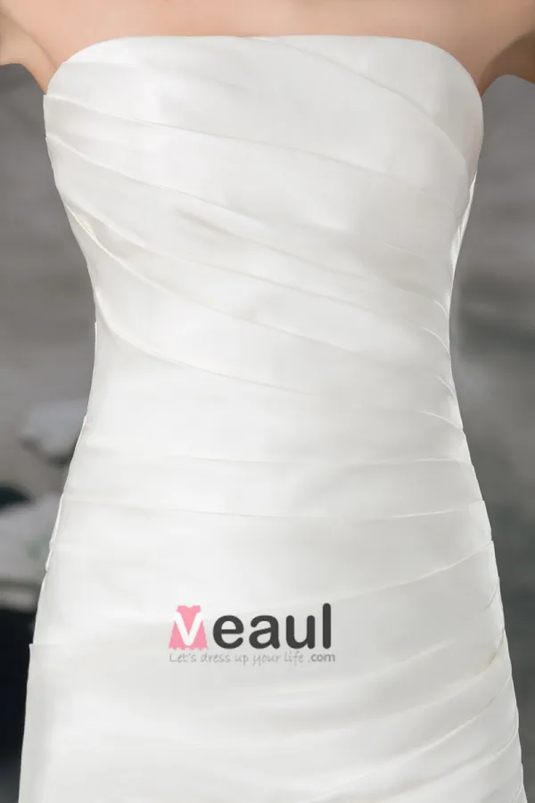 Satin A Volants Fleur De Train De Cour De Robe De Mariée Fourreau Bustier