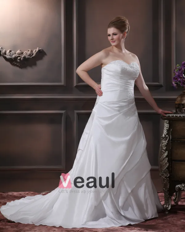 A-ligne Bretelles En Taffetas Broderies De Perles Plus La Robe De Mariage De Taille