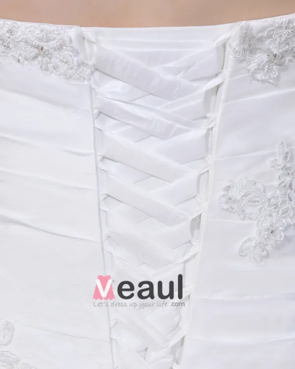 A-ligne Bretelles En Taffetas Broderies De Perles Plus La Robe De Mariage De Taille