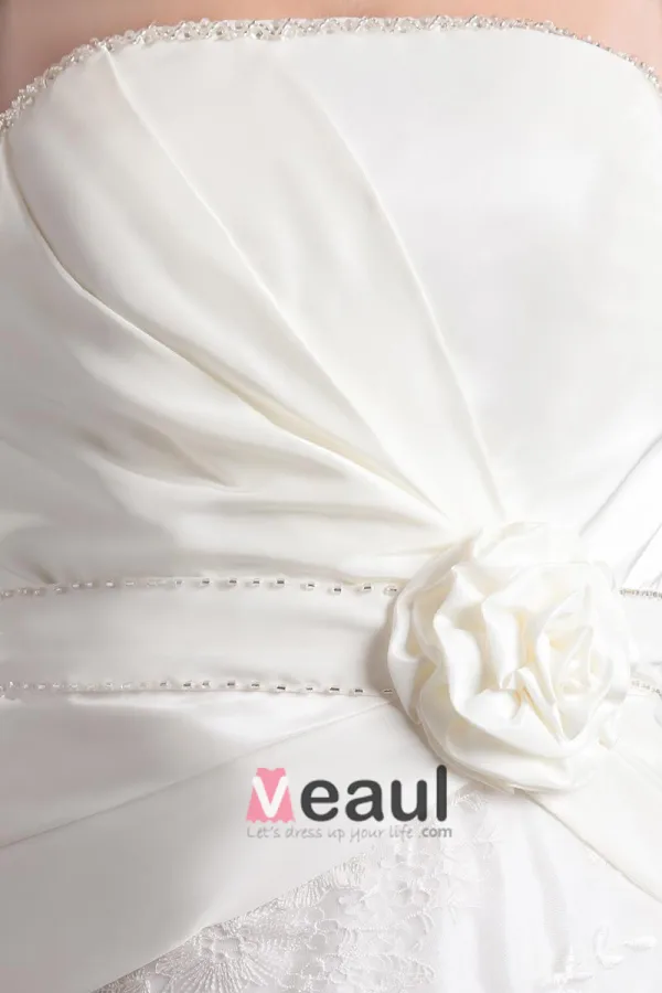 Fashion Satin Lace Pleated Flower Strapless Thigh Length Mini Wedding Dress