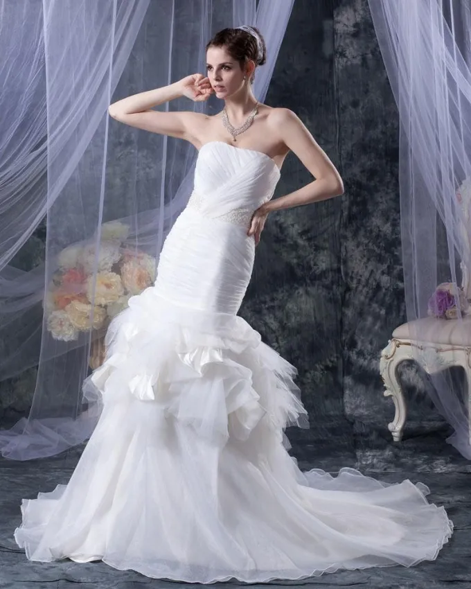 Beading Ruffles Garn Satin Kjaereste Katedralen Tog Havfrue Brudekjoler Bryllupskjoler