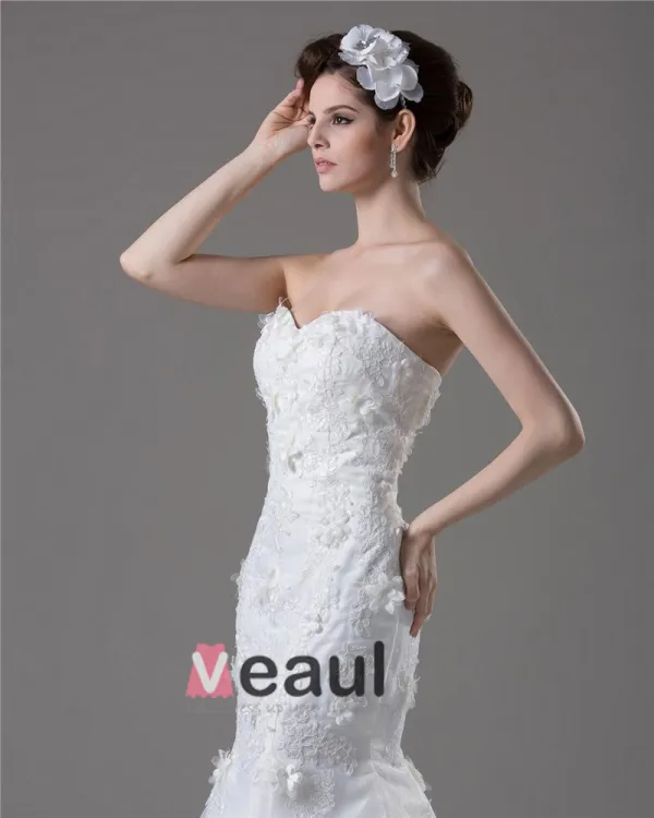 Elegant Beading Applique Sweetheart Floor Length Court Train Yarn Mermaid Wedding Dress