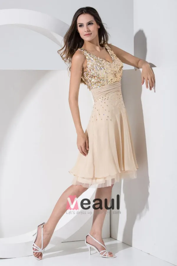 Stilvollen Chiffon- Seide Seide Wie Satin Spitze V Kragen Reißverschluss Am Rücken Pailletten Knielänge Sleeveless Gefaltetes Cocktailkleid