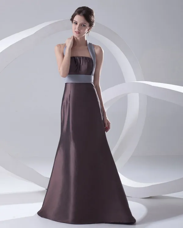 Mote Satin Plissert Grime Ermelos Gulv Lengde Brudepikekjoler