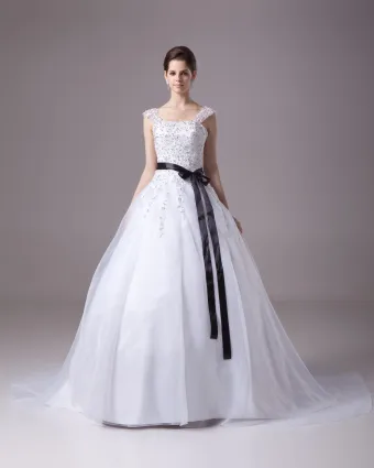 Square Floor Length Beading Applique Satin Yarn Ball Gown Wedding Dress