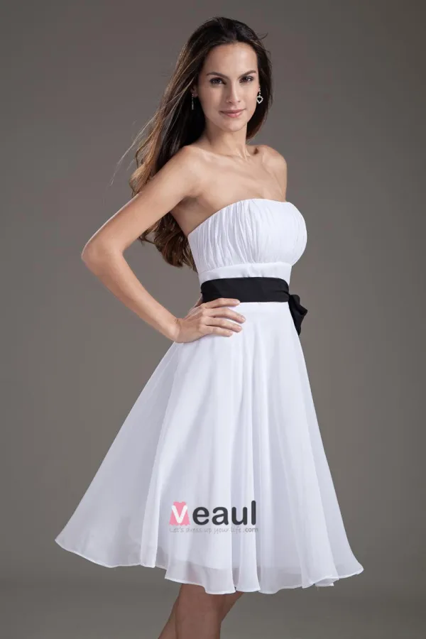 Fashion Strapless Knee Length Chiffon Bridesmaids Dresses