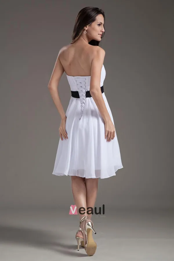 Fashion Strapless Knee Length Chiffon Bridesmaids Dresses