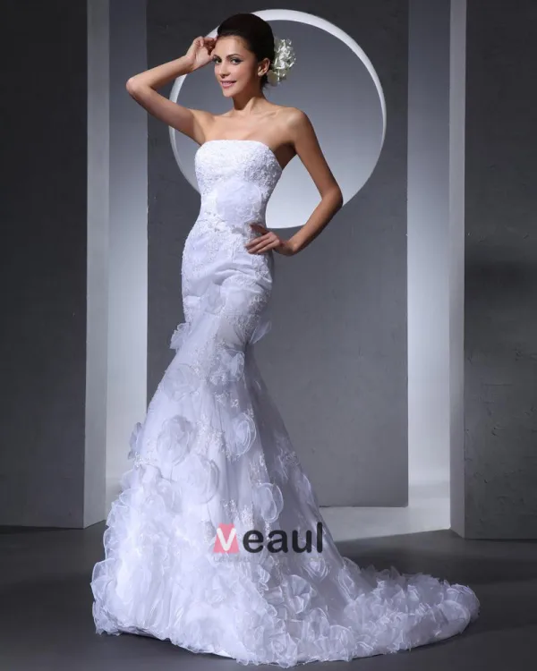 Elegant Tulle Ruffles Strapless Chapel Train Bridal Mermaid Wedding Dress