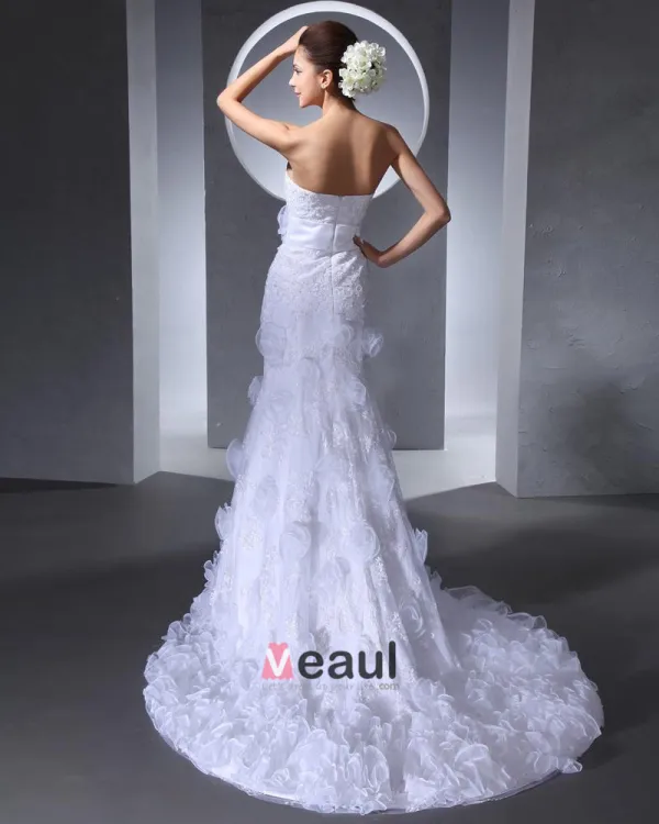 Elegant Tulle Ruffles Strapless Chapel Train Bridal Mermaid Wedding Dress