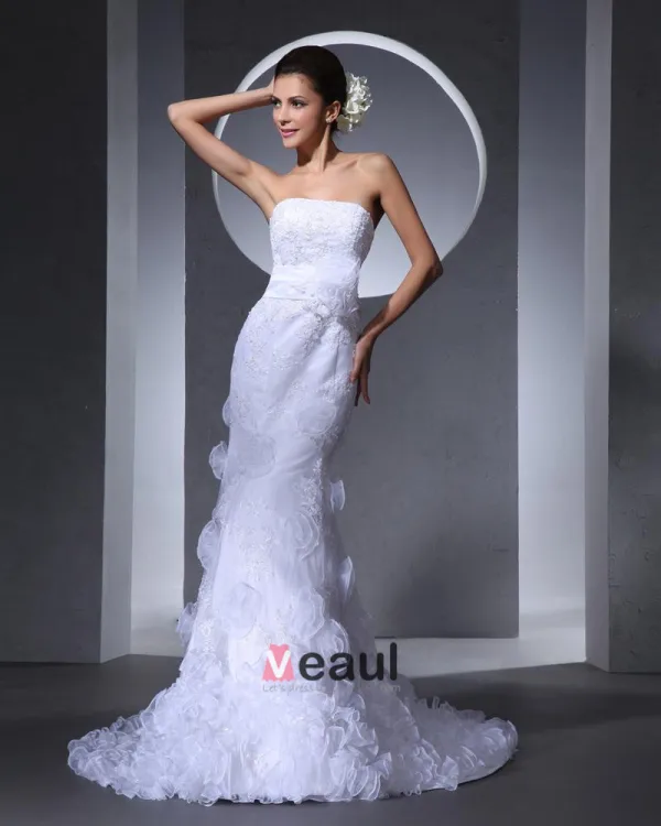 Elegant Tulle Ruffles Strapless Chapel Train Bridal Mermaid Wedding Dress