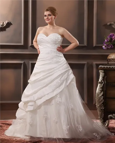 Elegant Taffeta Sweetheart Chapel Train A-Line Bridal Plus Size Wedding Dress