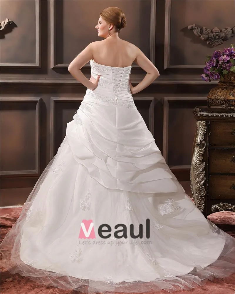 Elegant Taffeta Sweetheart Chapel Train A Line Bridal Plus Size Wedding  Dress