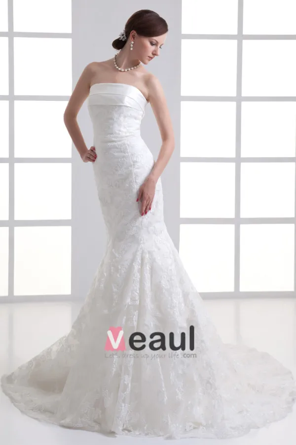 Tulle Applique Strapless Court Train Mermaid Wedding Dress