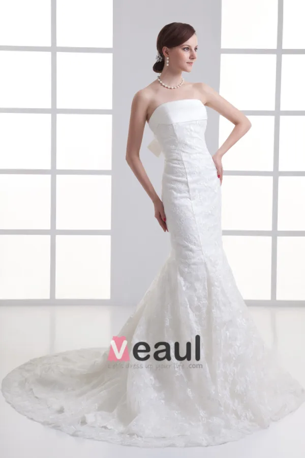Tulle Applique Strapless Court Train Mermaid Wedding Dress