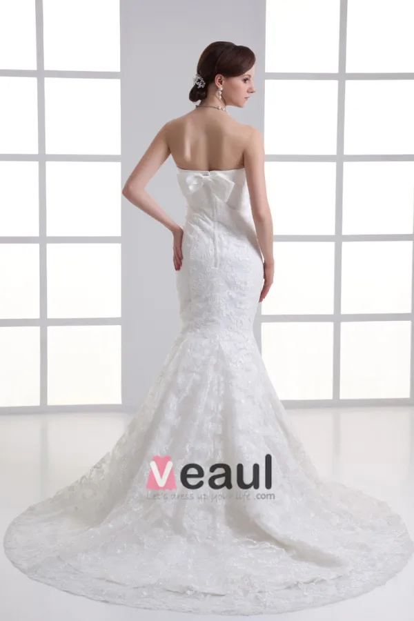 Tulle Applique Strapless Court Train Mermaid Wedding Dress