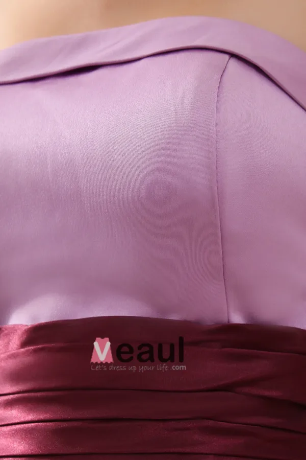 Genou Longueur Decollete Bustier Sans Manches En Satin Plisse Une Ligne Robe De Demoiselle D'honneur
