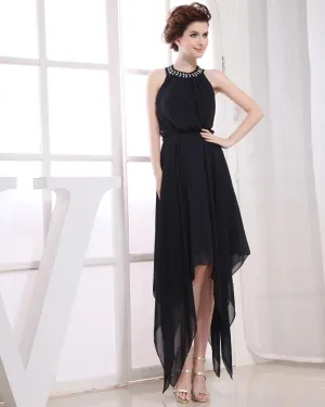 Chiffon Beading Halter Ermelos Rygglose Glidelas Asymmetrisk Plissert Fest Cocktailkjoler