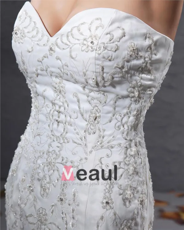 Yarn Satin Lace Flowers Beading Sweetheart Cathedral Train Mermaid Wedding Dress