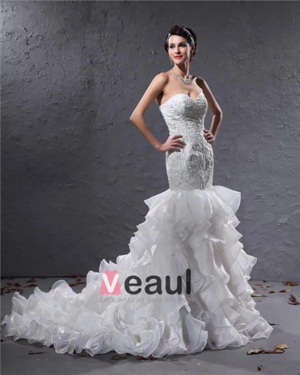 Yarn Satin Lace Flowers Beading Sweetheart Cathedral Train Mermaid Wedding Dress