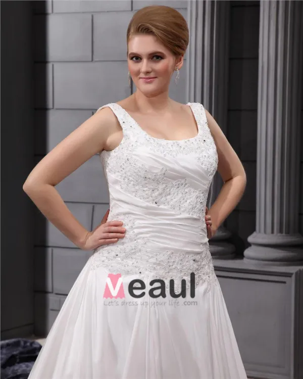 Satin Applique Round Neck Court Plus Size Bridal Gown Wedding Dress