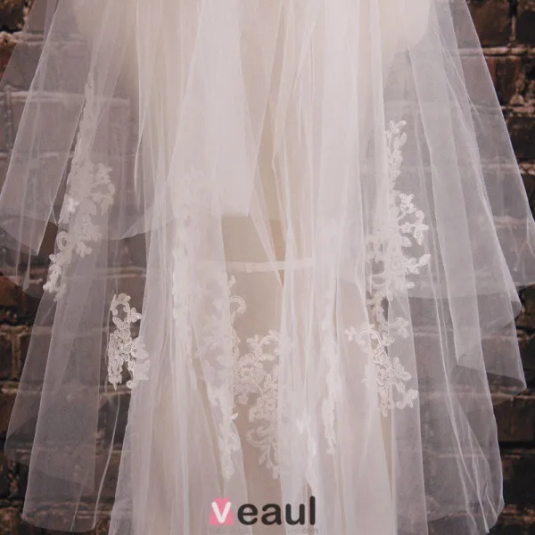 Short paragraph Aesthetic White Lace Veil Material