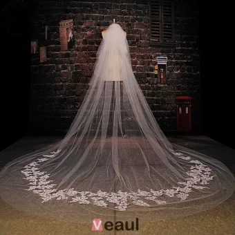 Super Long Tailing White Lace Veil Soft Yarn Material