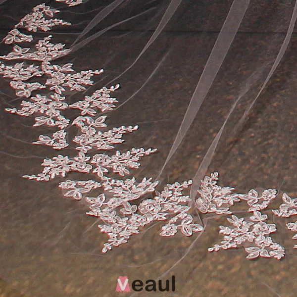 Super Long Tailing White Lace Veil Soft Yarn Material
