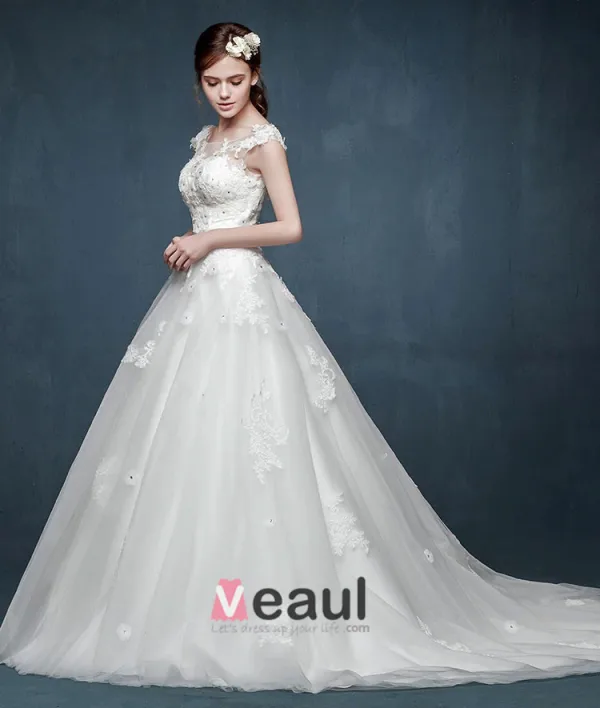 2015 Transparent Lace Handmade Petal Luxury Small Trailing Wedding Dress