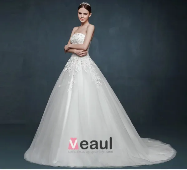 2015 Fashionable Lace Bra-type Romantic Bride Trailing Wedding Dress
