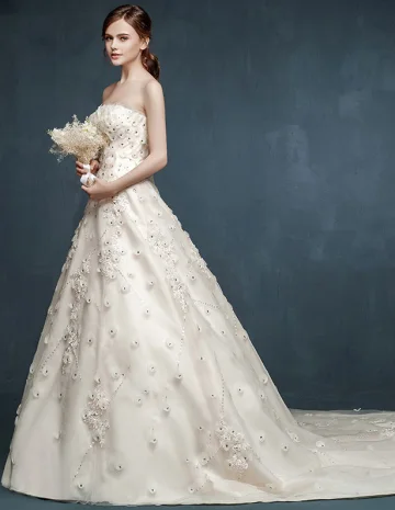 Fuite Nuptiale Robe De Mariée Grands Chantiers De Fleurs