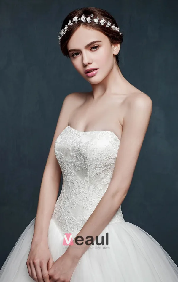 2015 Simple Winter Bridal Or Pregnant Women Long-trailing Puff-dress /Wedding Dress