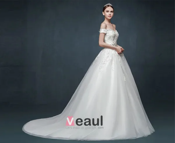 Mot Romantique Nuptiale Epaule Dentelle Robe De Mariage Nuptiale Petite Fuite