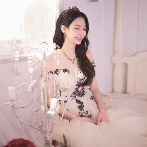Chic / Beautiful Champagne Beading Lace Flower Prom Dresses 2022 A-Line / Princess Off-The-Shoulder Short Sleeve Backless Floor-Length / Long Formal Dresses