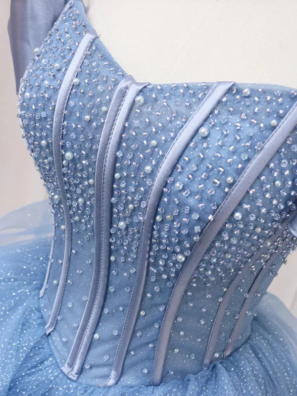 Scintillantes Bleu Ciel Perlage Paillettes Volants en Cascade Robe De Bal 2024 Robe Boule De l'épaule Manches Courtes Dos Nu Longue Robe De Ceremonie