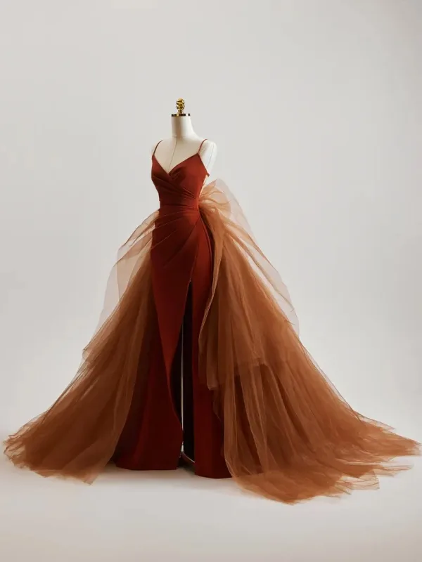 Mode Rouge Fendue devant Robe De Bal 2025 Trompette / Sirène Bretelles Spaghetti Sans Manches Dos Nu Train De Balayage Robe De Ceremonie