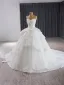 High-end Hvit Gripende Ruffles Blonder Blomst Brudekjoler 2024 Ballkjole Kjæreste Sløyfe Uten Ermer Ryggløse Royal Train Bryllup