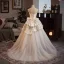 Vintage / Originale Blanche Volants en Cascade Satin Robe De Mariée 2025 Robe Boule Bustier Sans Manches Dos Nu Noeud Train De Balayage