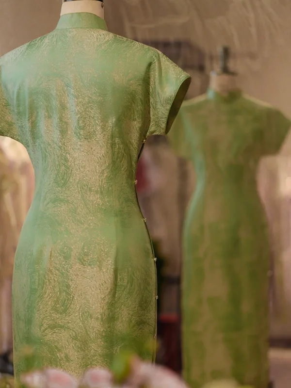 Chinese style Sage Green Split Front Silk Cheongsam 2026 Trumpet / Mermaid High Neck Short Sleeve Tea-length