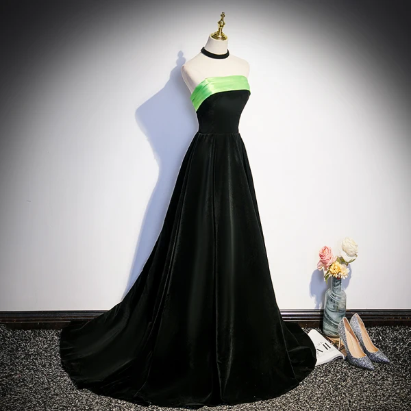 Elegant Black Suede Prom Dresses 2023 A-Line / Princess Strapless Sleeveless Backless Sweep Train Prom Formal Dresses