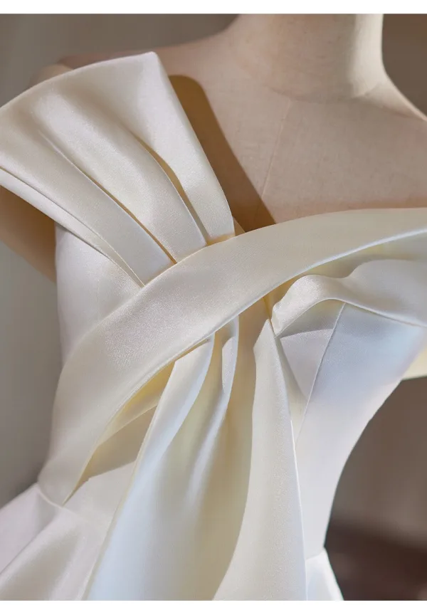 Modest / Simple Elegant White Satin Wedding Dresses 2024 Ball Gown V-Neck Short Sleeve Backless Floor-Length / Long Wedding