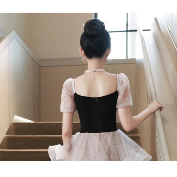 Chic / Belle Noire Volants en Cascade Paillettes Robe De Soirée 2023 Princesse Encolure Carrée Manches Courtes Dos Nu Longue Promo Robe De Ceremonie