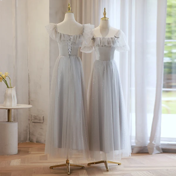 Simple Gris Robe Demoiselle D'honneur 2023 Princesse Encolure Carrée Manches Courtes Dos Nu Thé Longueur Robe Demoiselle D'honneur