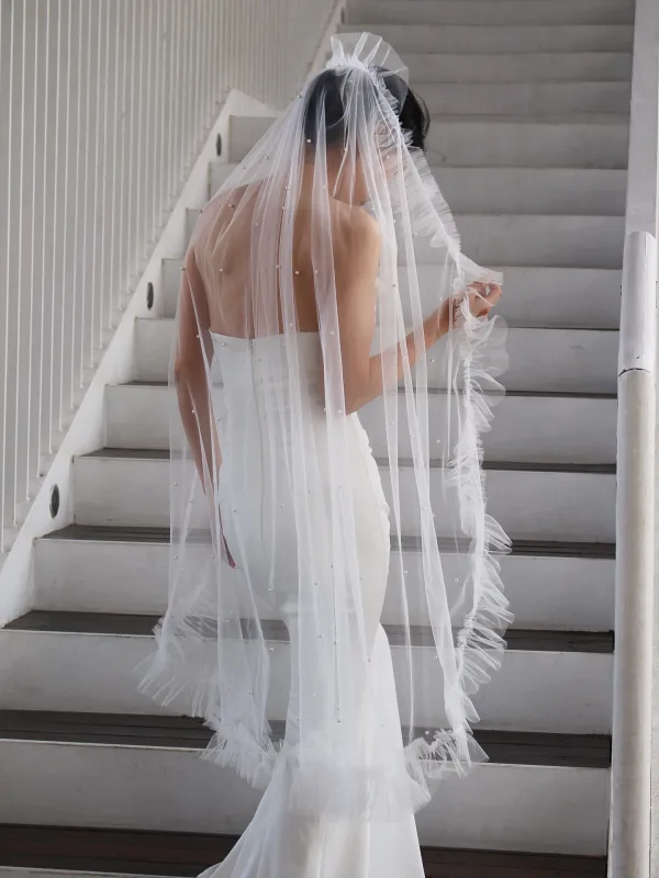 Elegant White Pearl Ruffle Wedding Veils 2025 Tulle