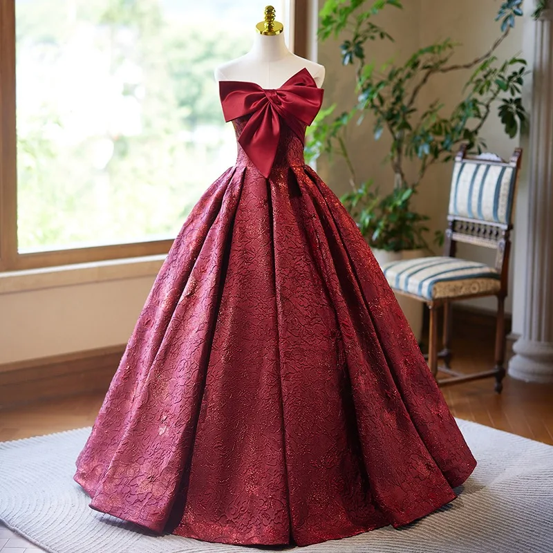 Chic Beautiful Burgundy Bow Prom Dresses 2024 Ball Gown Strapless Sleeveless Backless