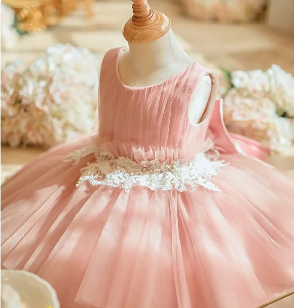 Elegant Blushing Pink Pearl Lace Flower Short Birthday Flower Girl Dresses 2024 Ball Gown Scoop Neck Sleeveless Backless Bow Tulle